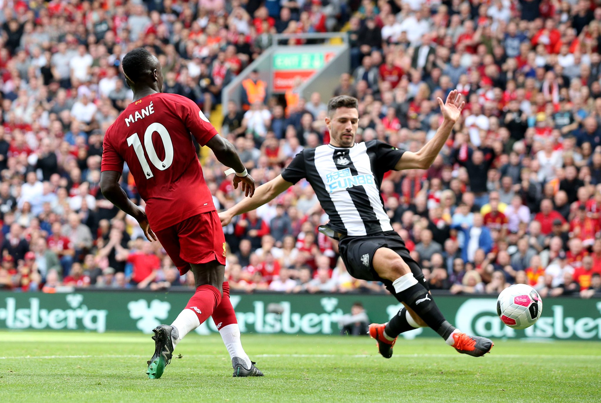 世界表明 世界表明